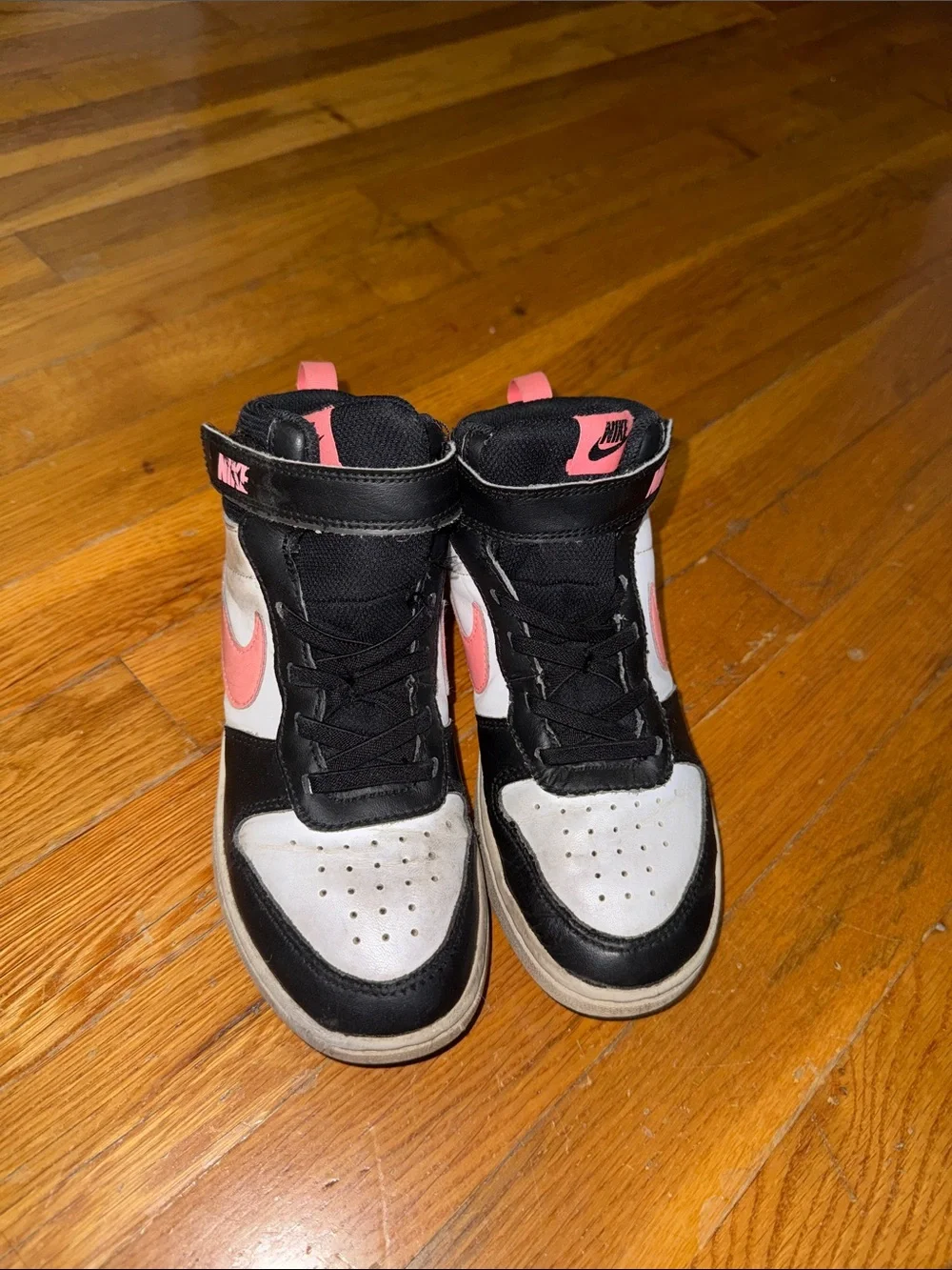 Nike Kids High-Top Sneakers in Black, White & Pink